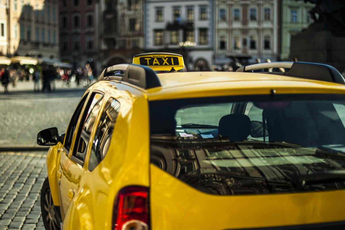 reputable yellow taxi